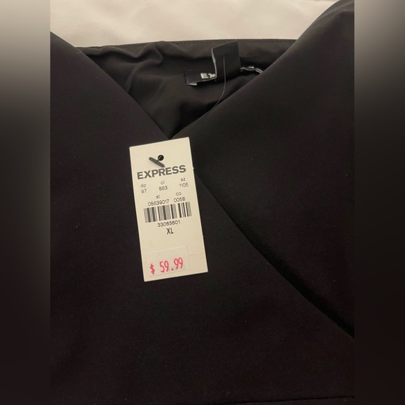 Women’s express blazer tank top - Picture 7 of 9